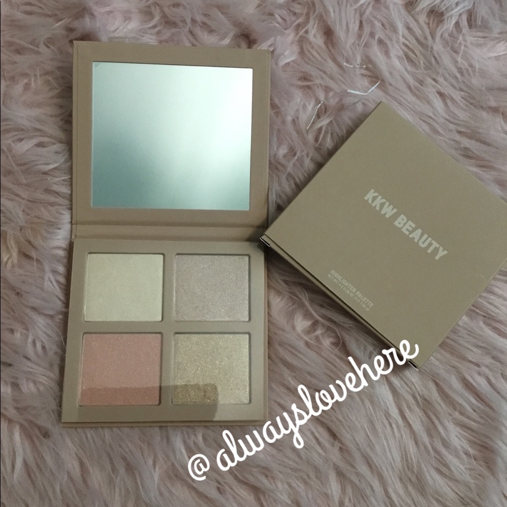🍑KKW HIGHLIGHTER🍑
